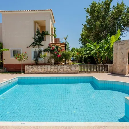 Cretamos Seaside كيساموس