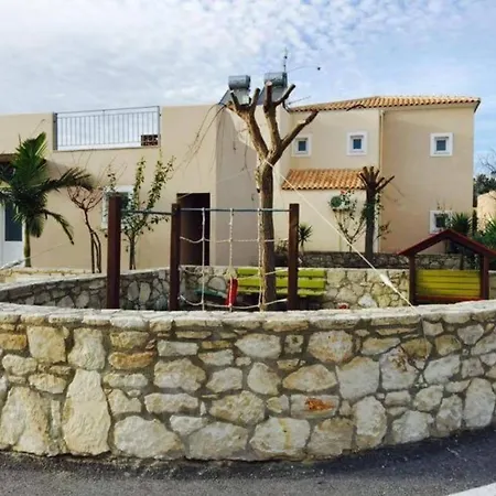 Cretamos Seaside *